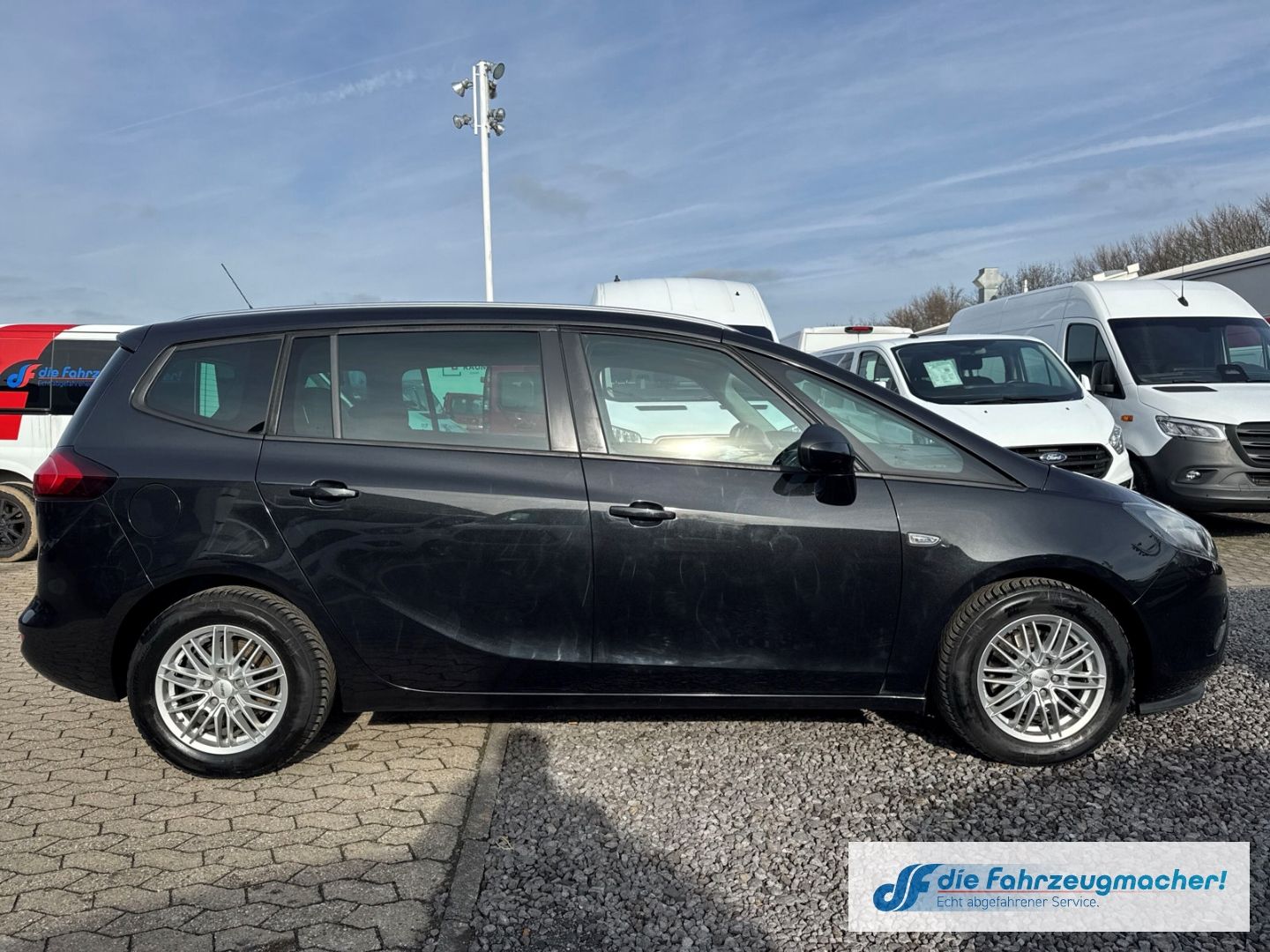 Fahrzeugabbildung Opel Zafira C Tourer Style Mehrzonenklima *EXPORT