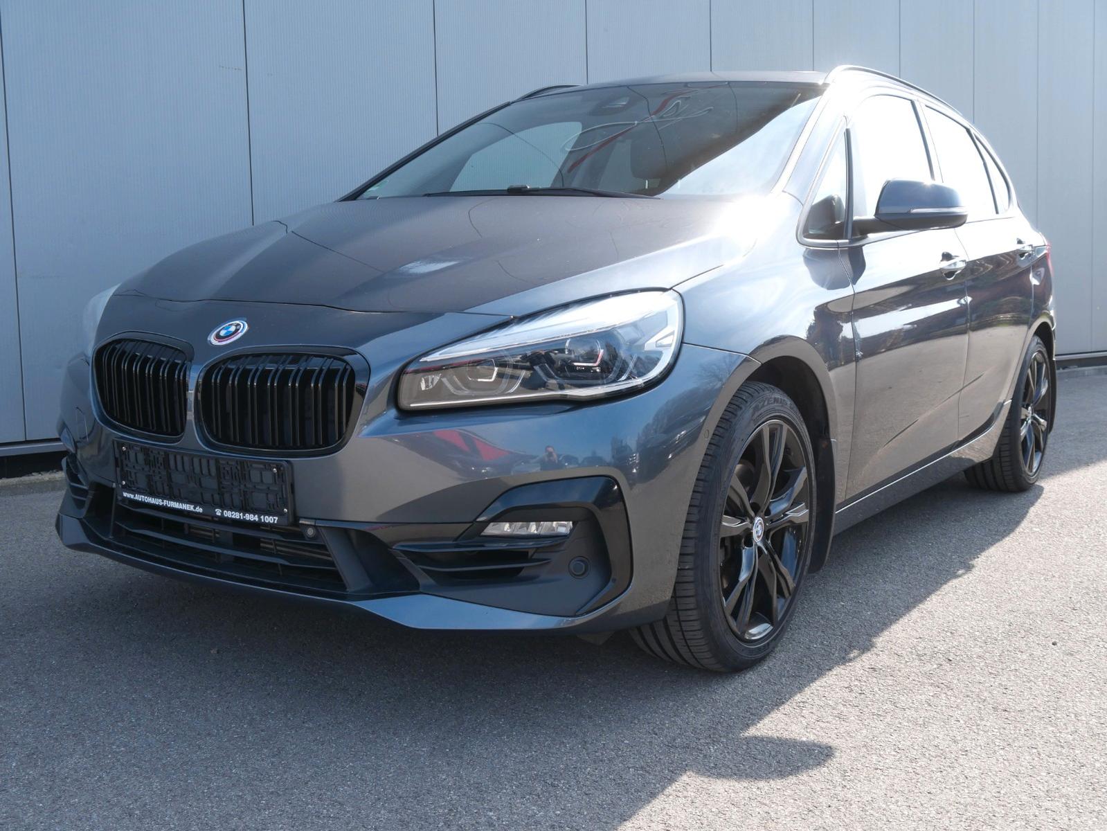 BMW 220i ActiveTour Sport-Line NAVI/LED/PANO/RFK/AHK