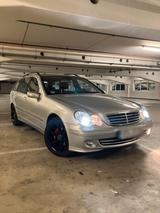 Mercedes-Benz Mercedes Benz C Klasse T203 220 CDI - Mercedes-Benz 220 in Bremen