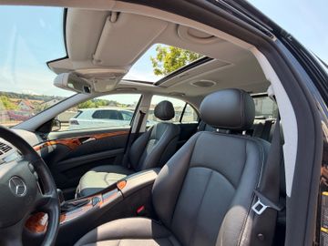 Mercedes E 350 - 11