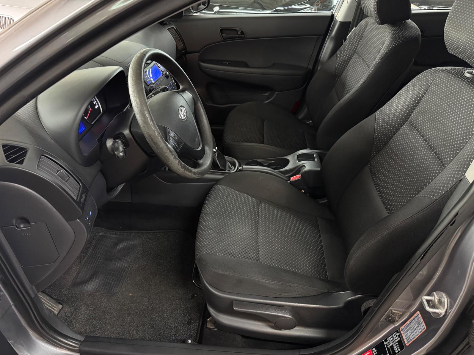 Hyundai i30 2012 — photo 10