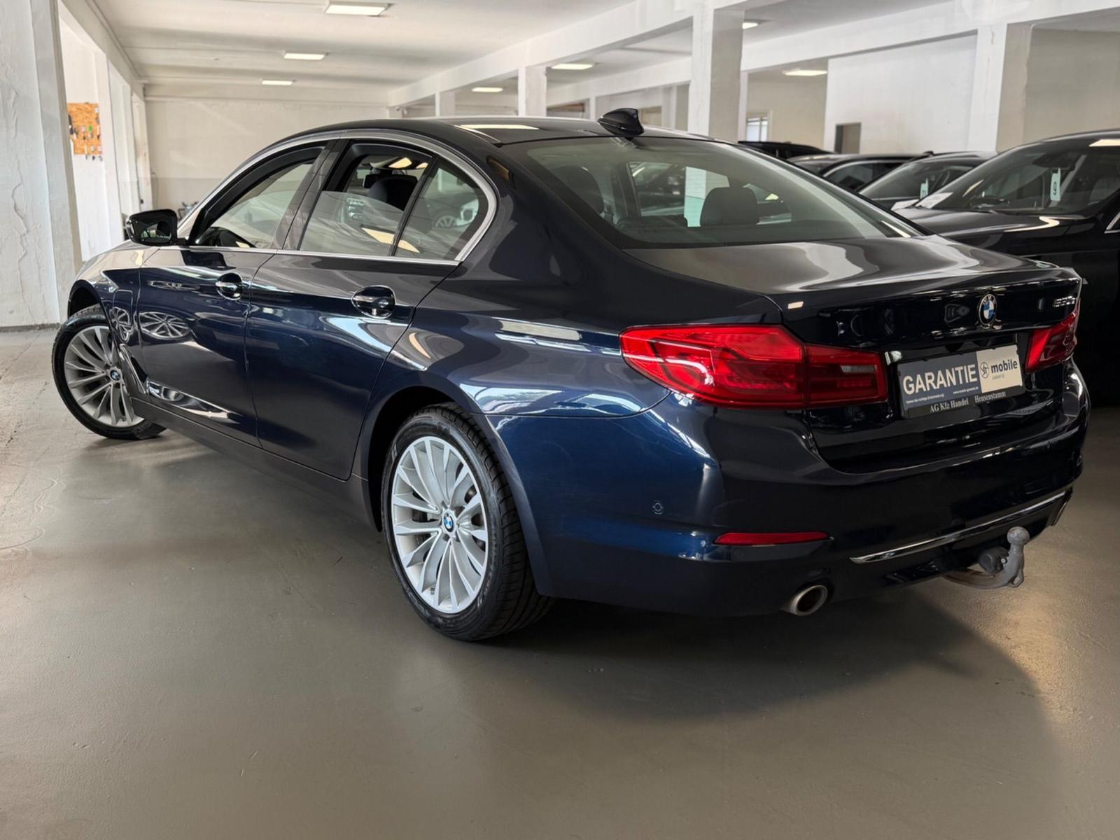 BMW 530 e Luxury Line HUD/PANO/CAM/AHK/ACC/SPUR/HIFI