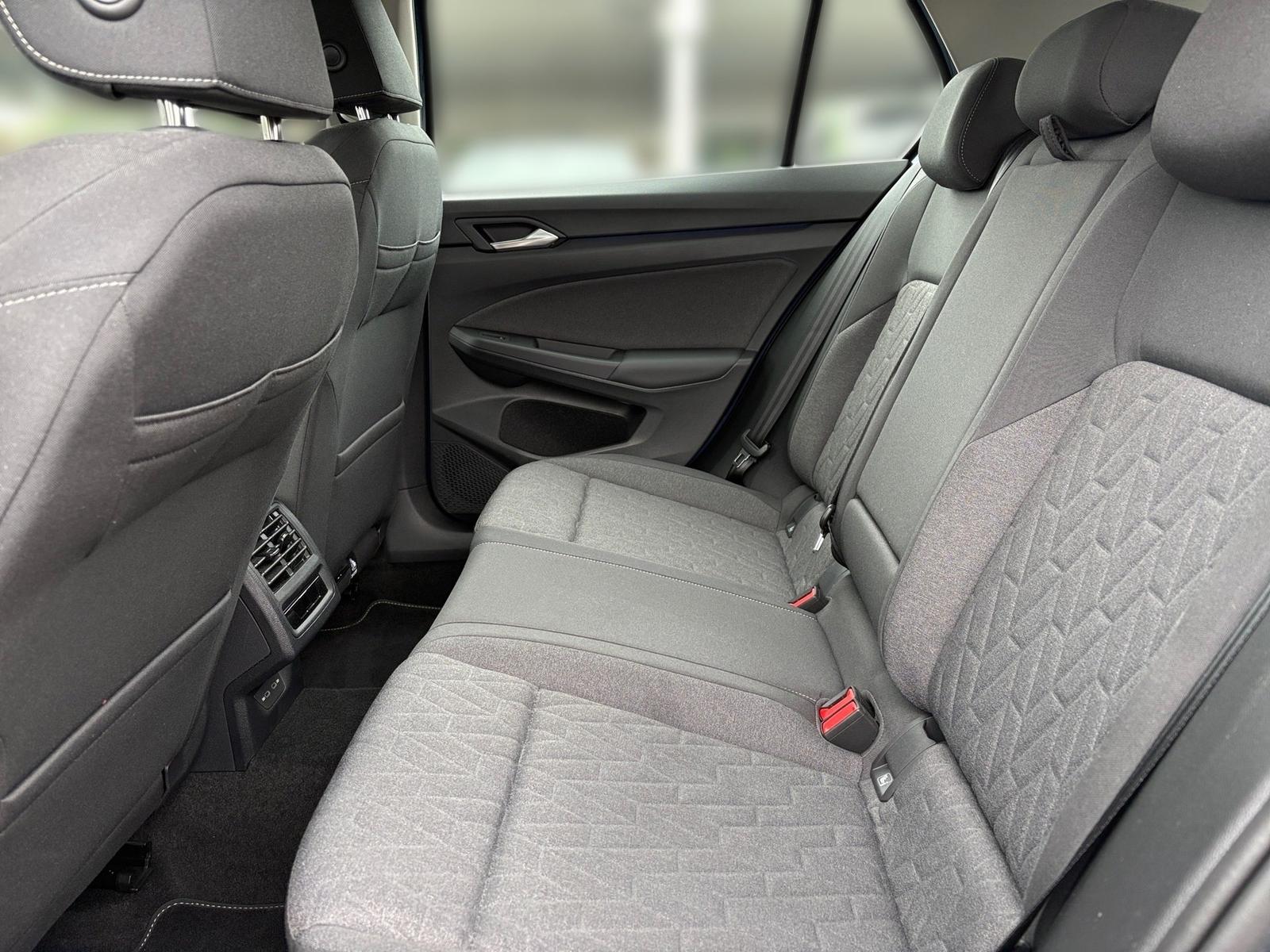 Volkswagen Golf VIII 1.5 TSI Life *HEAD-UP*NAVI*LED*PDC*, миниатюра 13