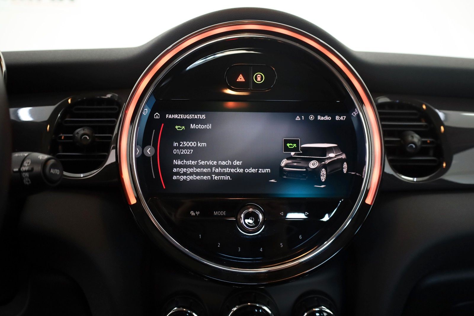 Fahrzeugabbildung MINI COOPER 5-trg.,Aut.,Navi,LED,Kamera,DAB,PDC