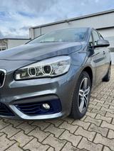 BMW 220 Active Tourer 220d Sport Line A S...