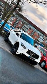 Andere Infiniti Qx70 d s Premium*Navi*360*Klima"ShZ* - Andere in Hannover