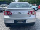 Volkswagen Passat Lim. Highline / 3.Hand / TÜV /Service Neu - Volkswagen Passat aus 2006 mit Diesel-Antrieb