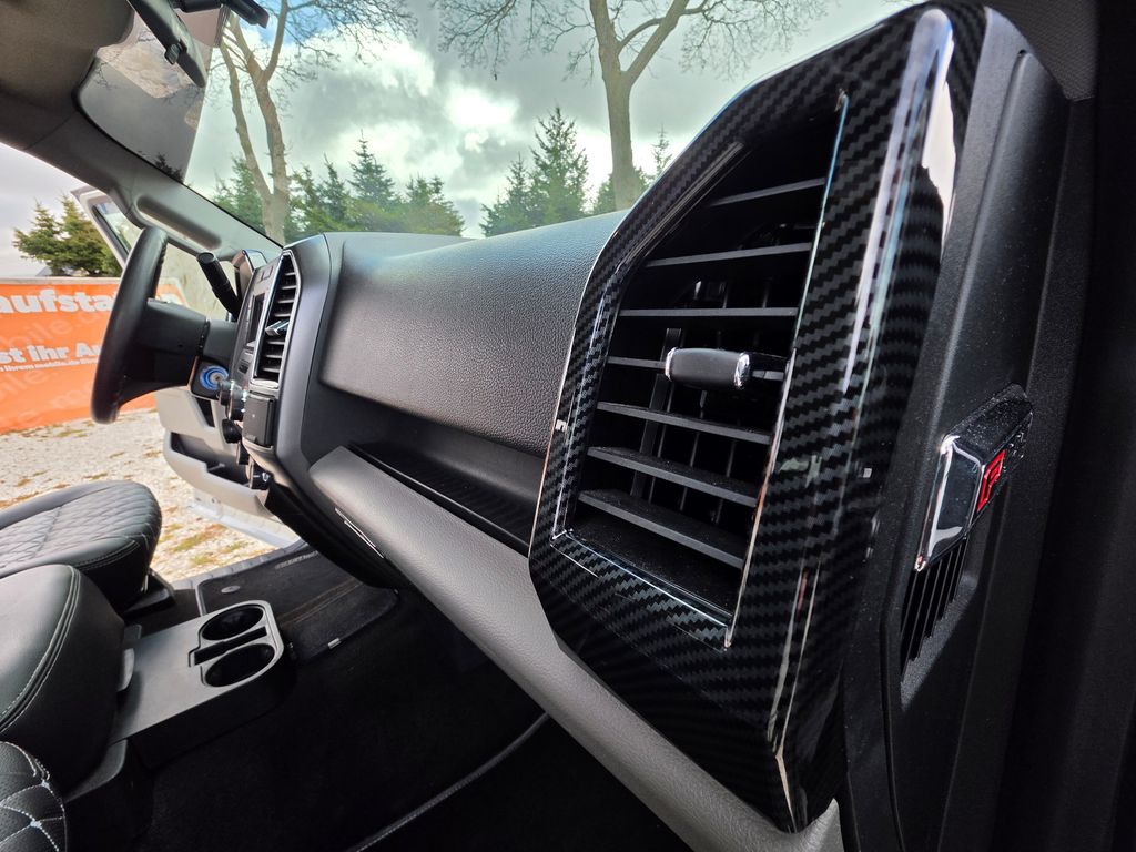 FORD F 150 Lariat 2.7 V6 Benzin FX 4x4 offroad FORD F 150 Lariat 2.7 V6 Benzin FX 4x4 offroad