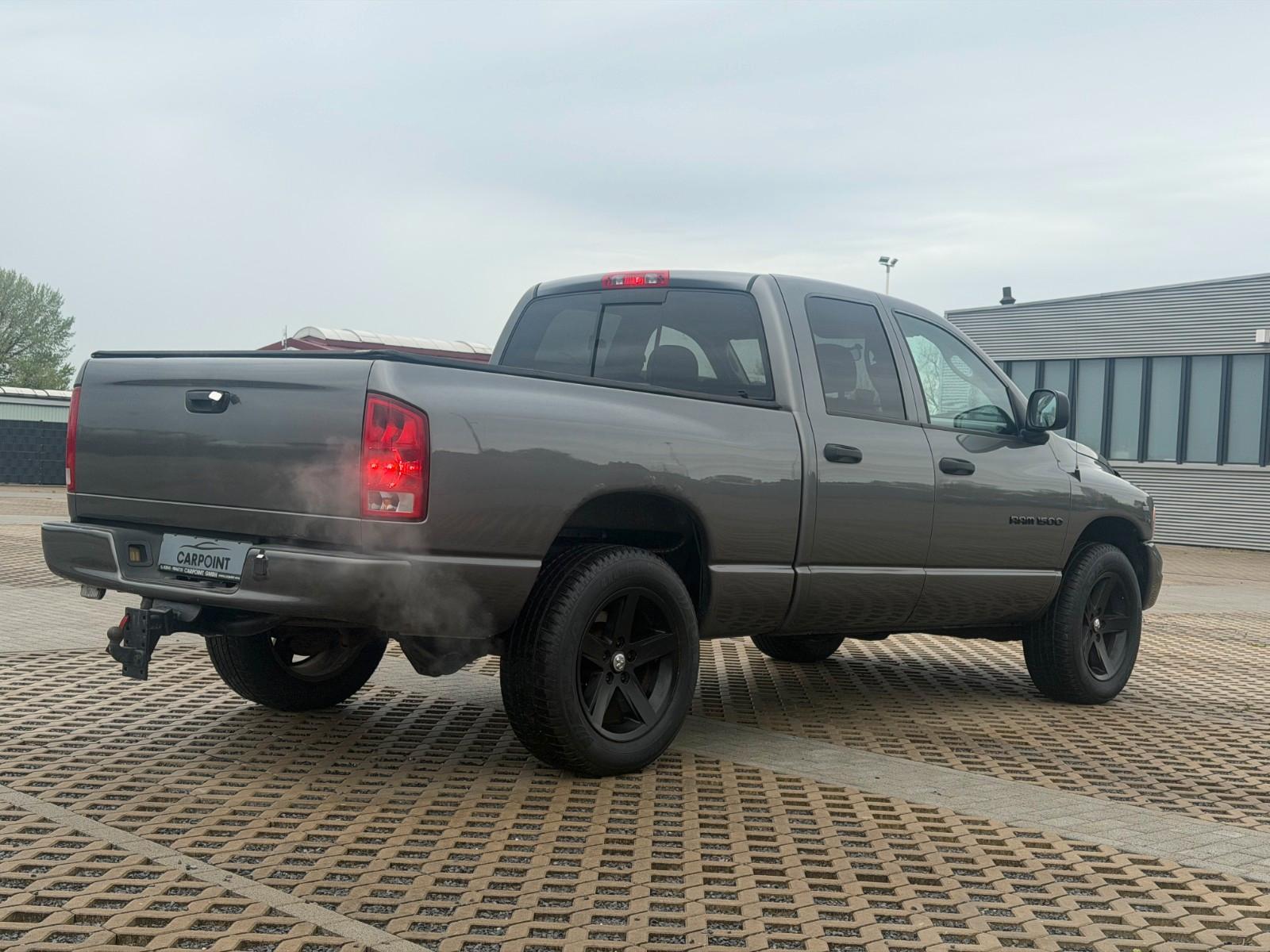 Dodge Ram 2005 — rear view
