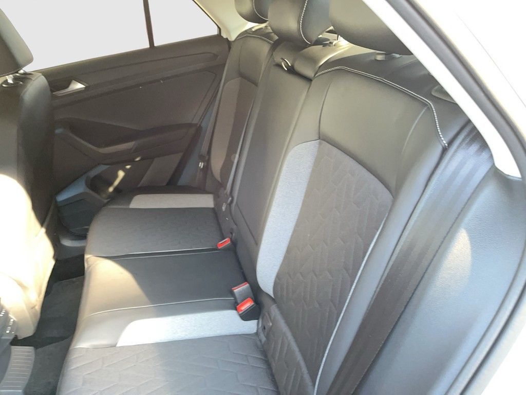 Volkswagen T-Roc - Bild 10