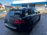 Volkswagen Touareg V8 TDI/Pano/ - Volkswagen Touareg aus 2010: TDI