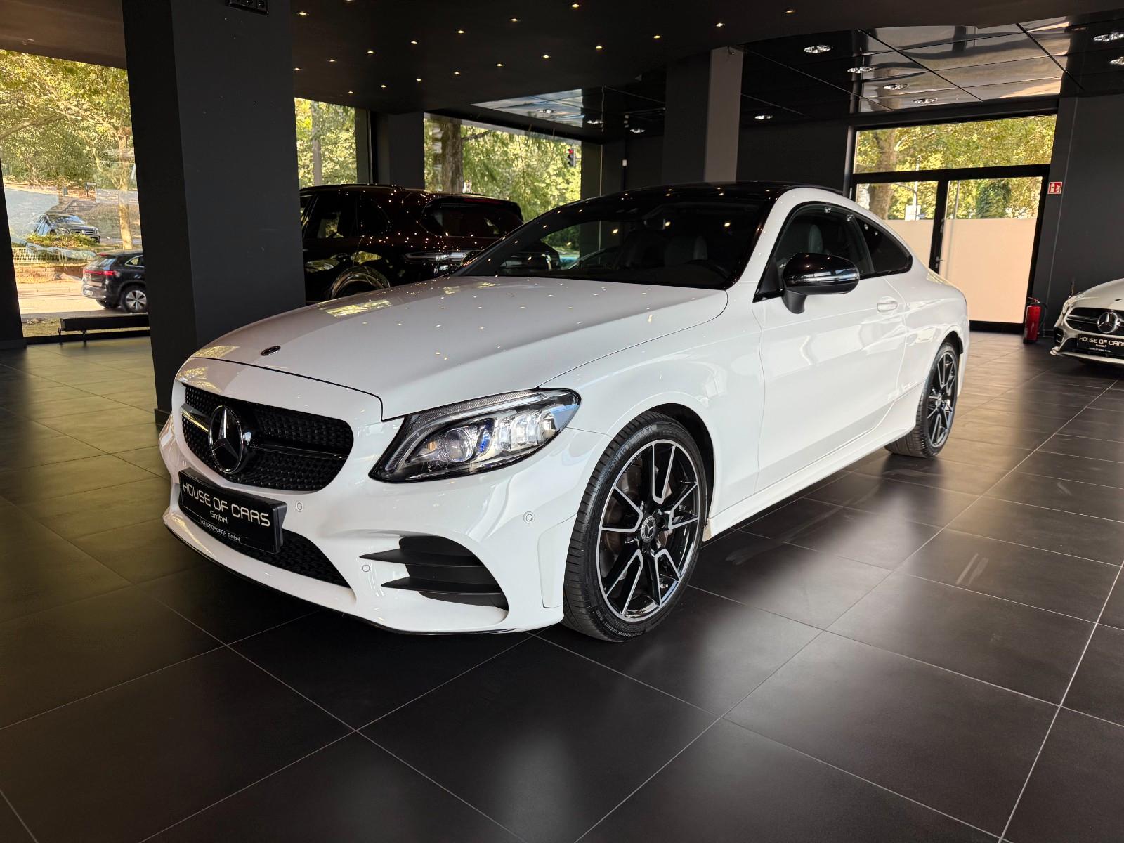 Mercedes-Benz C 300 Coupe AMG*Pano*Widescreen*Kamera*Ambiente