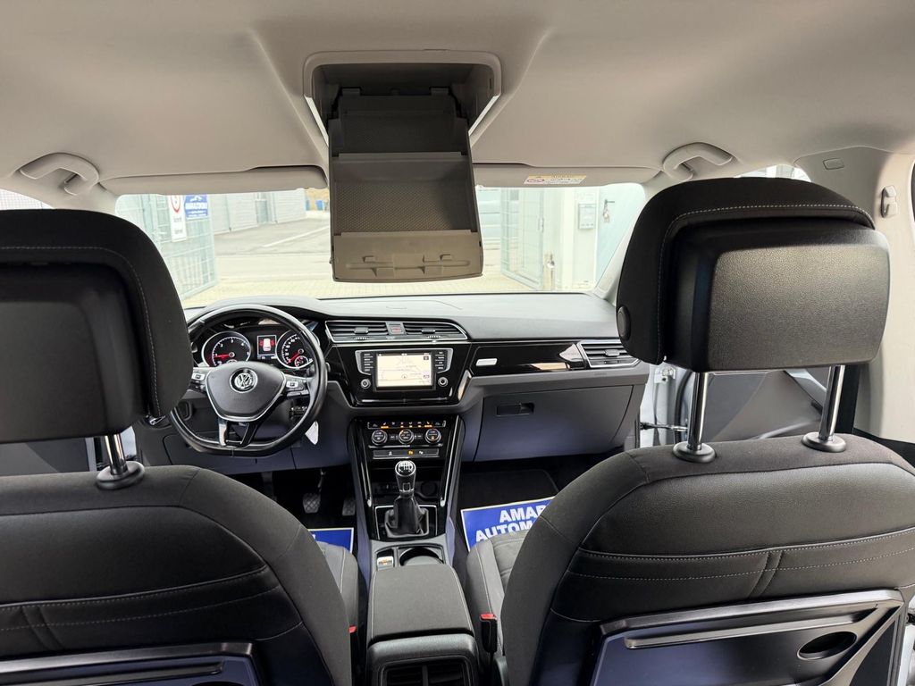VW Touran - Bild 15