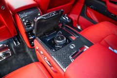 Cullinan BLACK BADGE 2026 GREY/RED STARLIGHT VIP