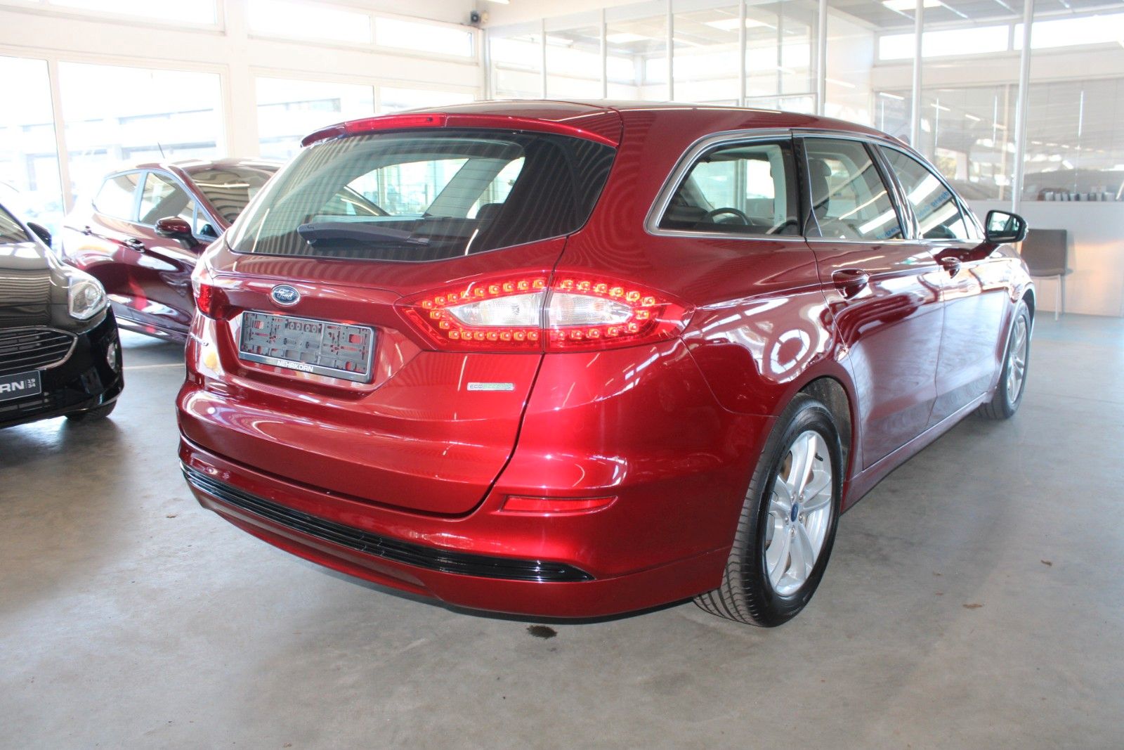 Fahrzeugabbildung Ford Mondeo 1,5 EB Titanium Turnier Winter Paket uvm.