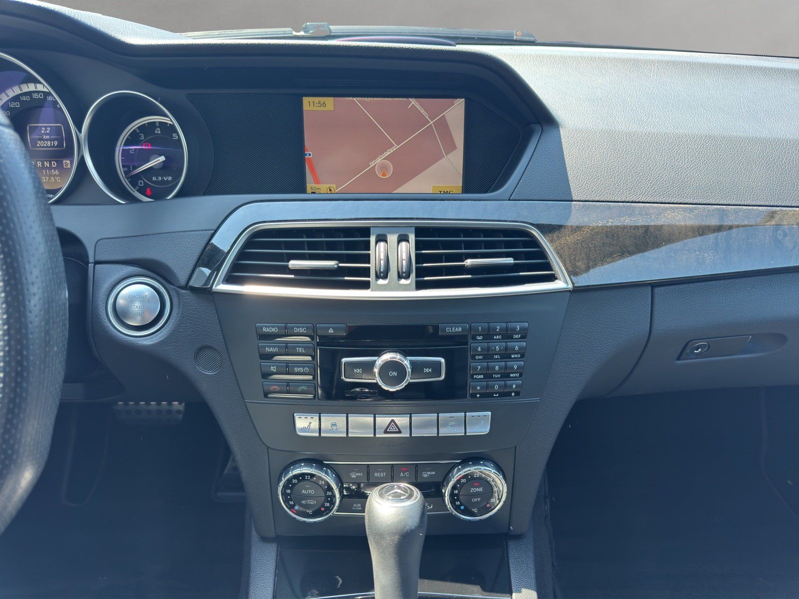 Fahrzeugabbildung Mercedes-Benz C 63 AMG 7G-MCT/HARMAN-KARDON/COMAND/