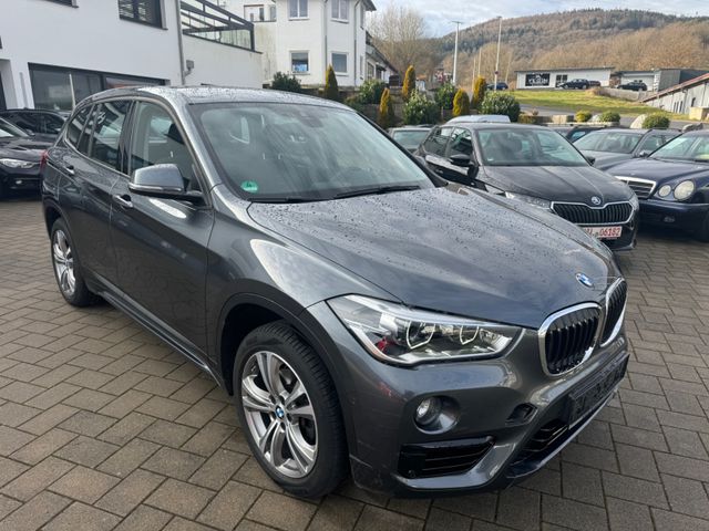 BMW X1 sDrive 18 i Sport Line/Navi/LED/Kamera/AHK