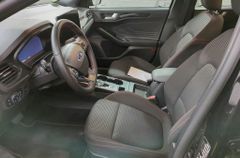 Fahrzeugabbildung Ford Focus 1.5 ST-Line X Autom. AHK LED ACC Navi 18"