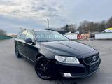 Volvo V70 D4 Kombi Black Edition*VOLL AUSSTATUNG*TOP* - gebrauchte Volvo V70 aus dem Jahr 2014