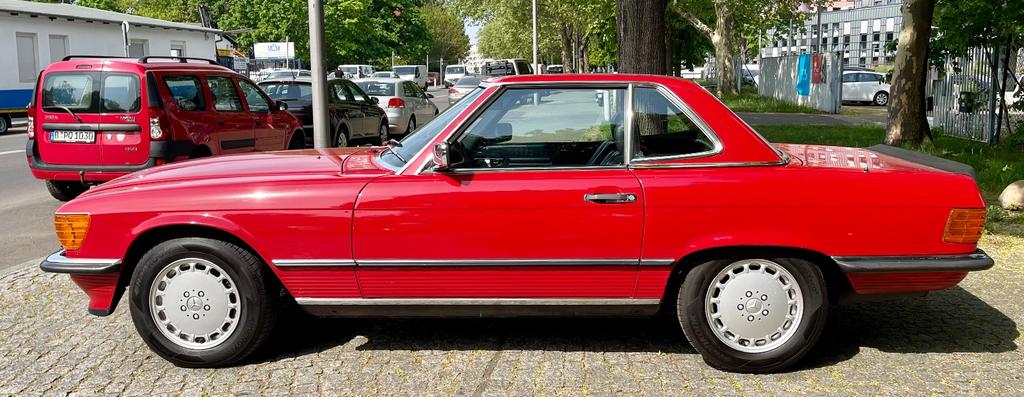 Mercedes-Benz SL 300