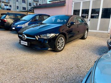 Mercedes CLA 180 Shooting Brake - 1