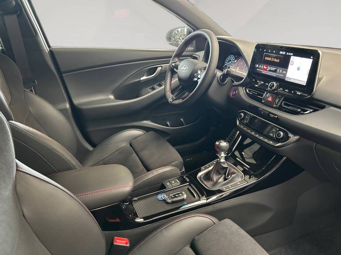 Fahrzeugabbildung Hyundai i30 FL Kombi N Line Sitz-Paket, Panoramadach