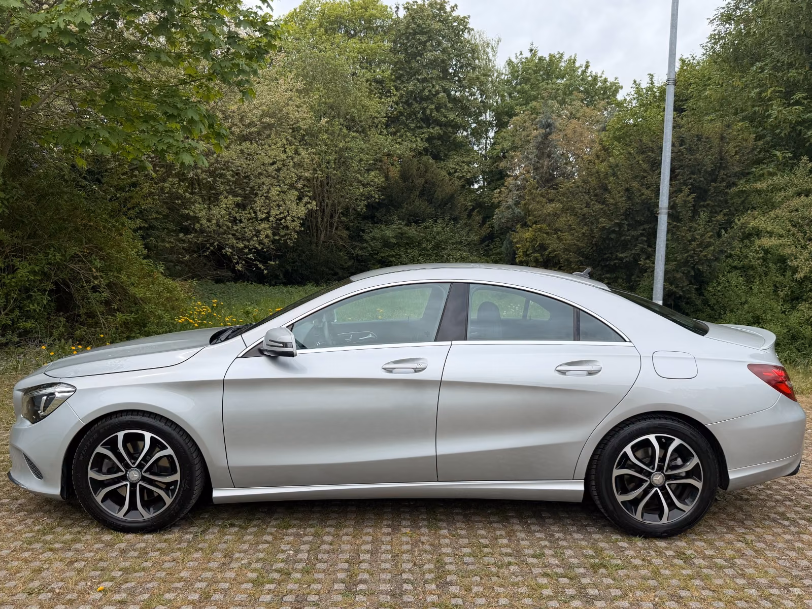 Mercedes-Benz CLA 250 Coupe *Leder *Navi *Kamera *Memory *LED