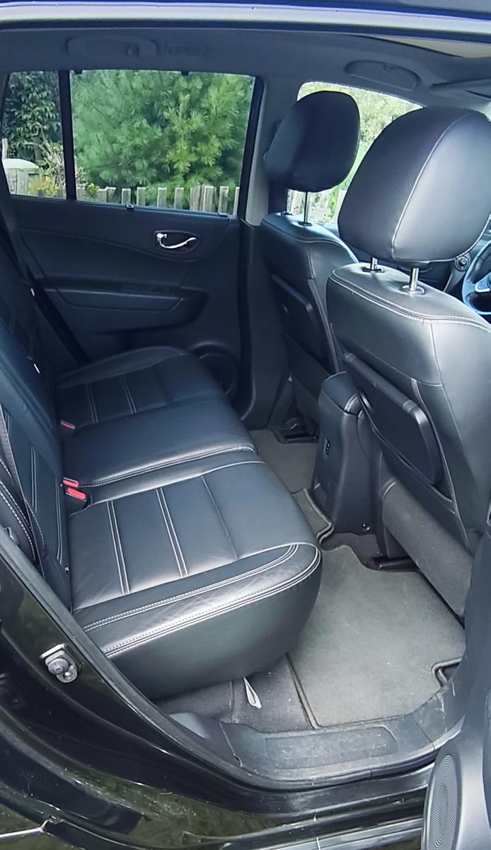 Renault Koleos 2012 — photo 12