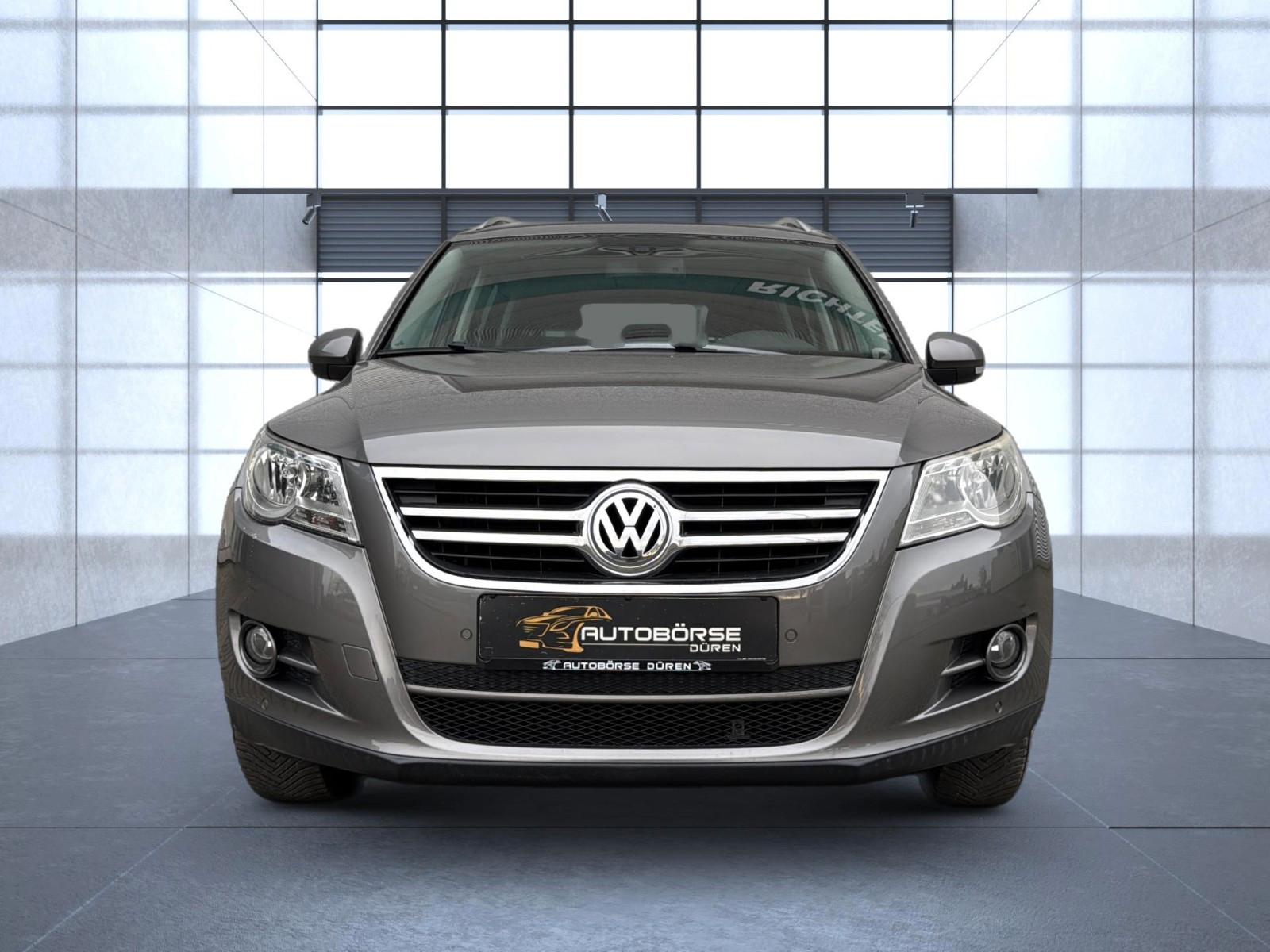 Volkswagen Tiguan Sport & Style 2.0l PDC/Sportpacket/1.Hand
