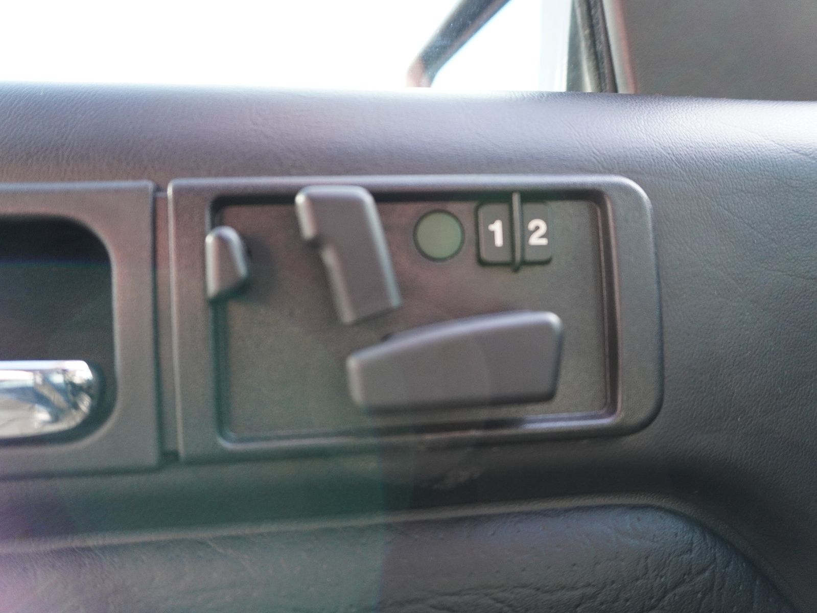 Fahrzeugabbildung Mercedes-Benz 190 E 2,3 16 V