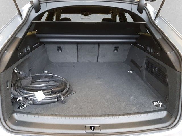 Fahrzeugabbildung Audi A6 Avant S line 55TFSIe HeadUp AHK StdHz Matrix