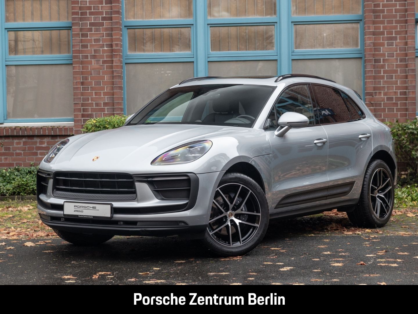 PORSCHE Macan 20-Zoll Panoramadach Rückfahrkamera LED