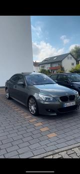 BMW E60 530i -  M Paket - Gute Ausstattung - BMW 530 mit Benzin-Antrieb: Limousine, Automatik, 530i E60