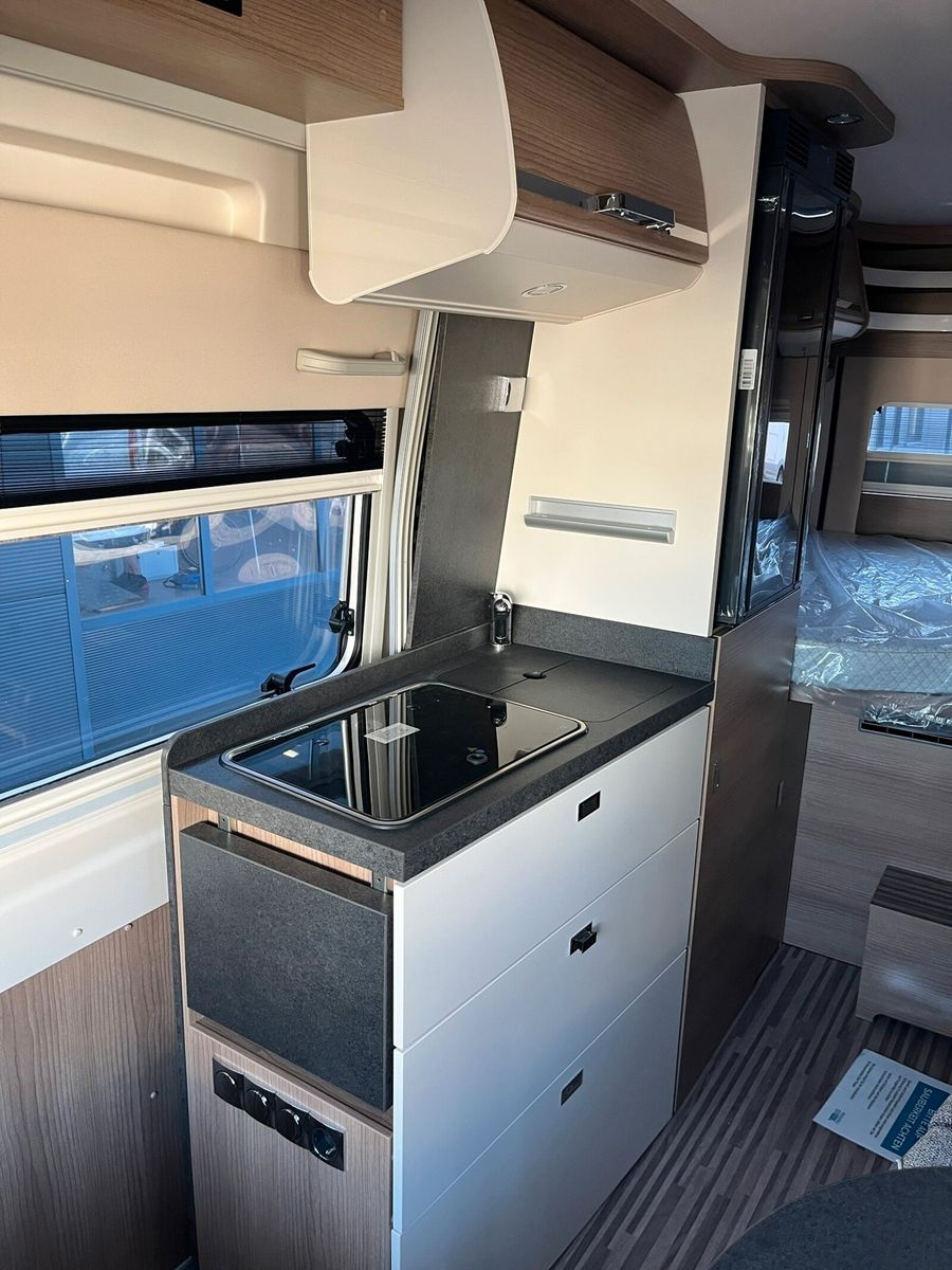 Fahrzeugabbildung Malibu Van comfort 600 DB Klimaautomatik, Radio DAB,