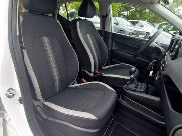 Hyundai i10 1.0 Select (63 PS)