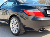 Mercedes-Benz SLK 200 BlueEffi. EXPORT/GEWERBE MB-SCHECKHEFT - Mercedes-Benz mit Benzin-Antrieb: Coupe, Schwarz