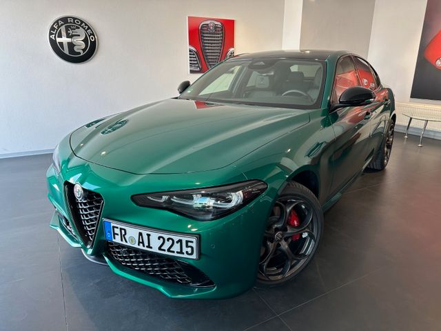 Alfa Romeo Giulia 2.0 Turbo 16V 206kW AT8-Q4 Tributo Italia