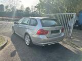 BMW Baureihe 3 Touring 318i*Tüv/Steuerkette Neu*Top* - BMW 318 aus 2009: Kombi, 318i