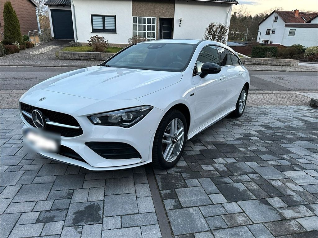 Image of Mercedes-Benz CLA 200 Shooting Brake