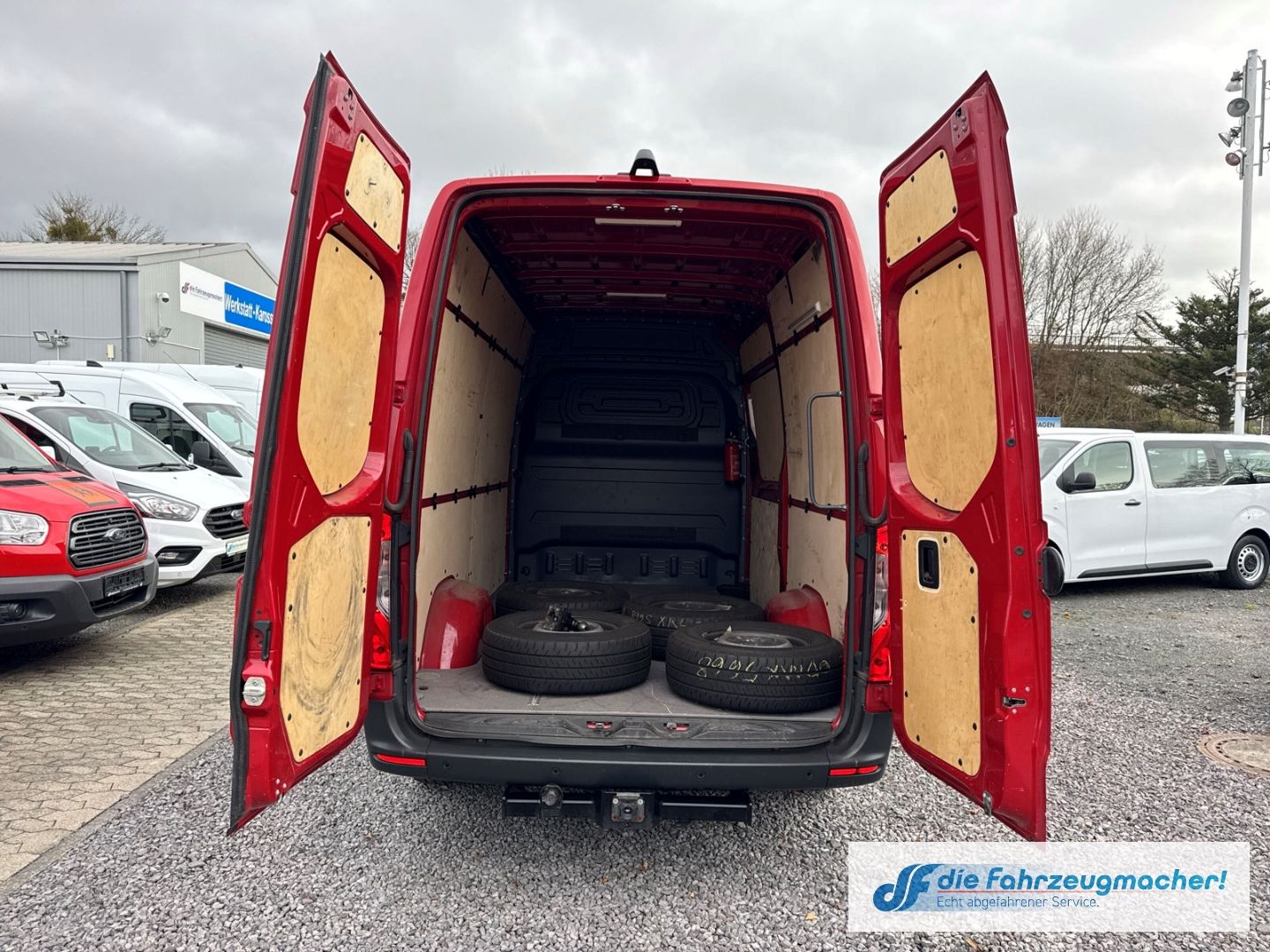 Fahrzeugabbildung Mercedes-Benz Sprinter III Kasten RWD AWD 314  CDI L2  Alarm R