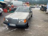 Mercedes-Benz Mercedes 230E W124 - Mercedes-Benz 230: 230e W124