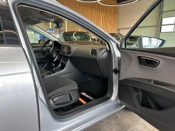 MYAUTOCENTER – Gebraucht- und Jahreswagen mit Werkstattservice in Pfaffenhofen Seat Leon *TAMPO*NAV*CARPLAY*2-ZONEN*PDC*SitzHZ*