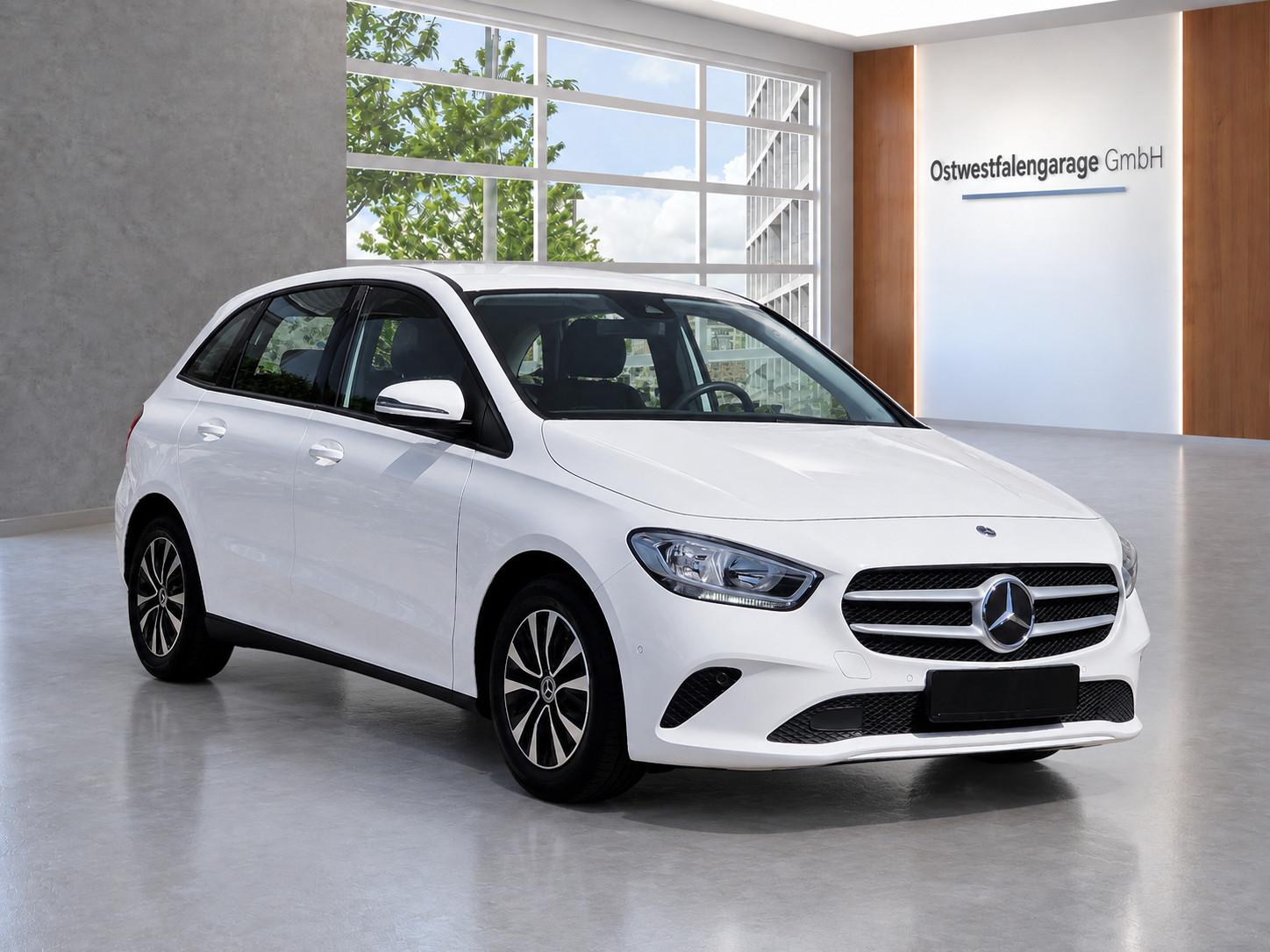 Mercedes-Benz B 180 (Automatik, Teilleder, Navi)