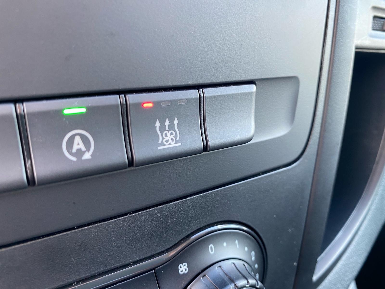 Mercedes-Benz Vito 116 Kasten Base Lang Distronic*Standhzg*SHZ