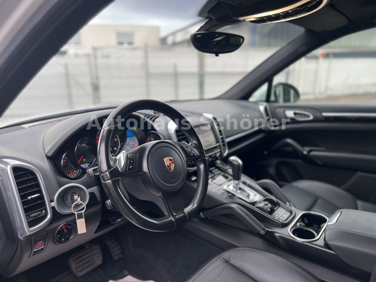 Porsche Cayenne 3.0 Diesel | 245 ch | BVA | Toit panoramique | Bose | Chauffage auxiliaire | Attelage amovible