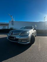 Mercedes-Benz Mercedes Benz c220 CDI W204 - Mercedes-Benz C 220: W204 Cdi