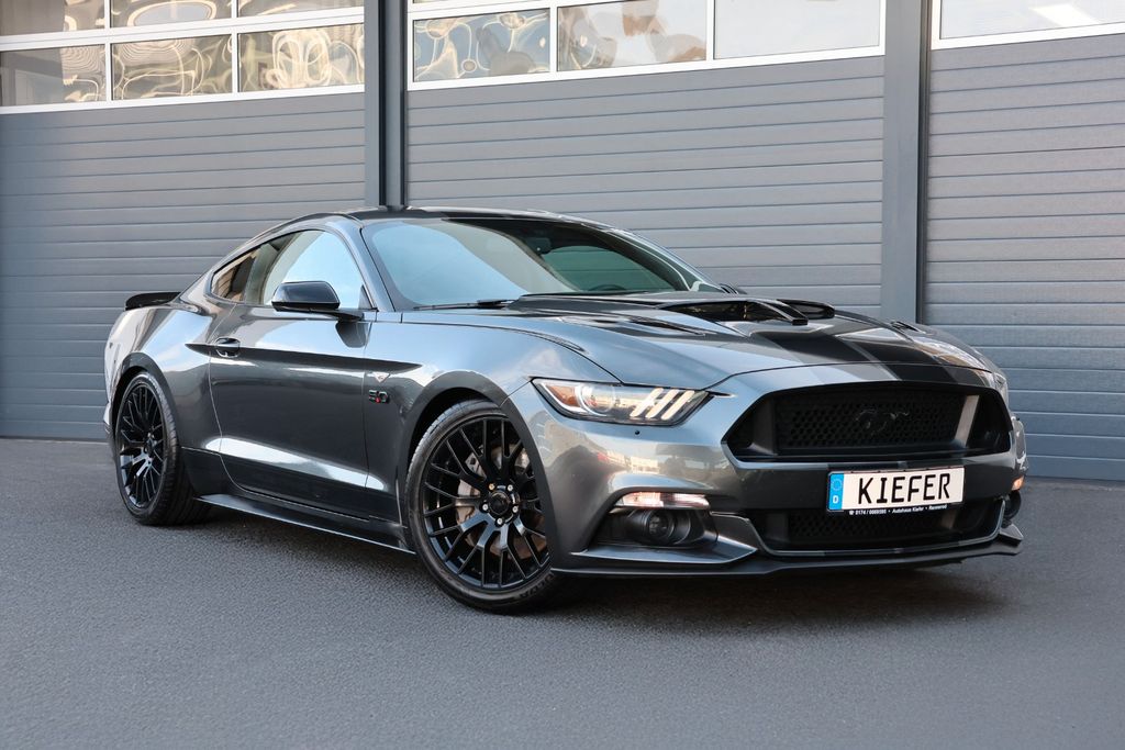 Image of Ford Mustang