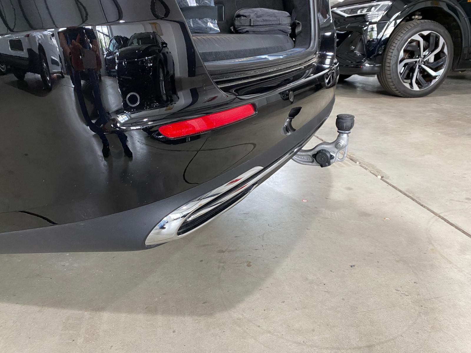 Fahrzeugabbildung Mercedes-Benz E 300 de T AMG Exclusiv/HUD/DIS/´20/AHK/