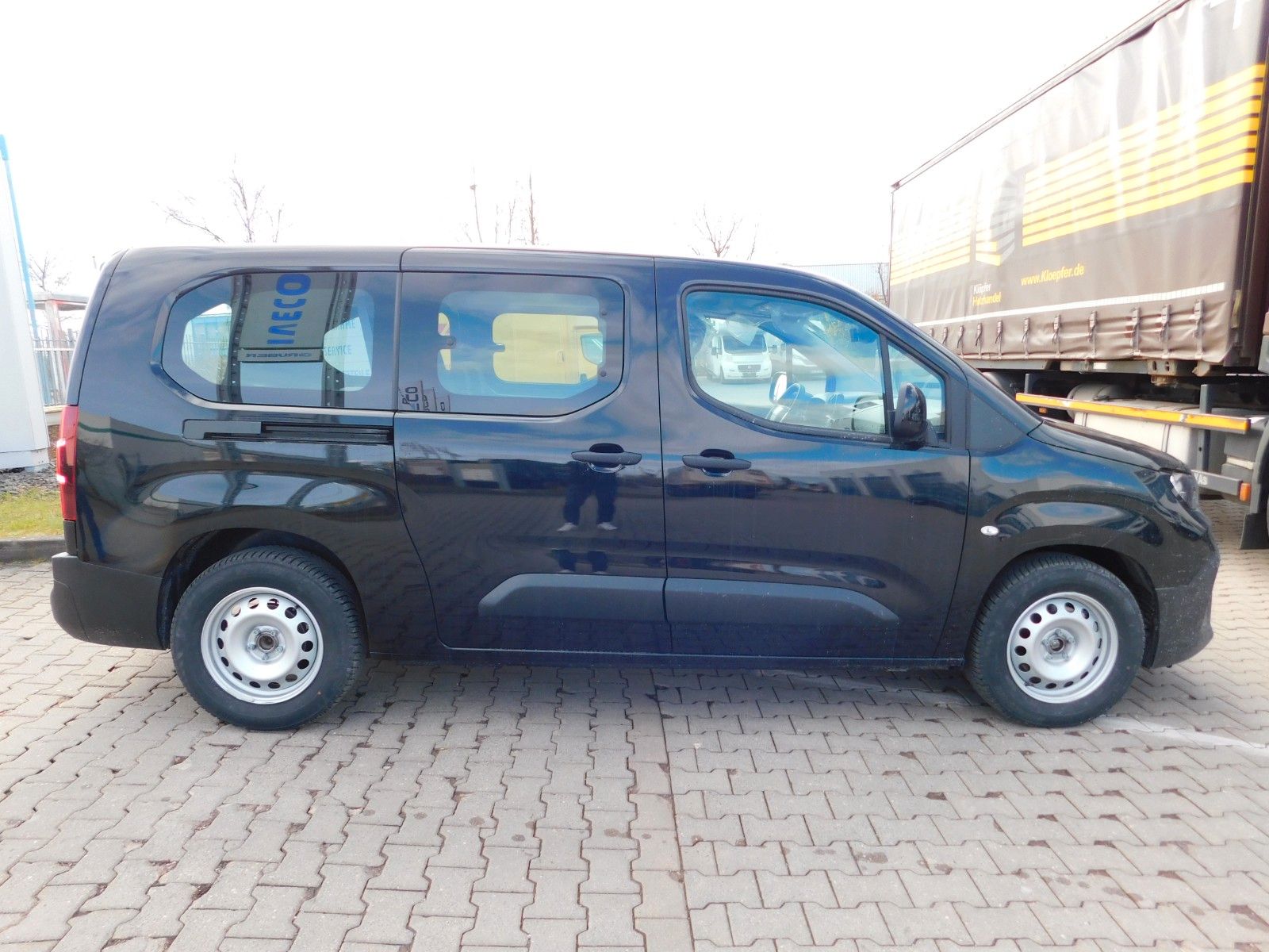 Fahrzeugabbildung Fiat e-Doblò  Multicab XL Mixto