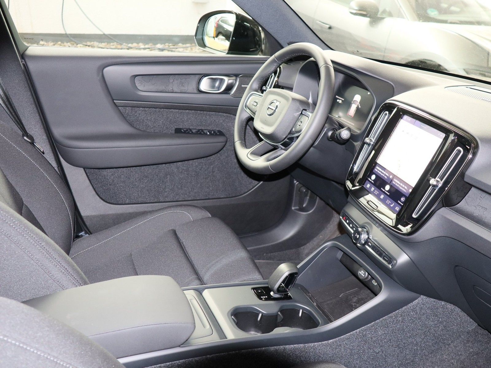 Volvo EX40 Single Motor Extended Range Plus 360°*Pilot imagem 3